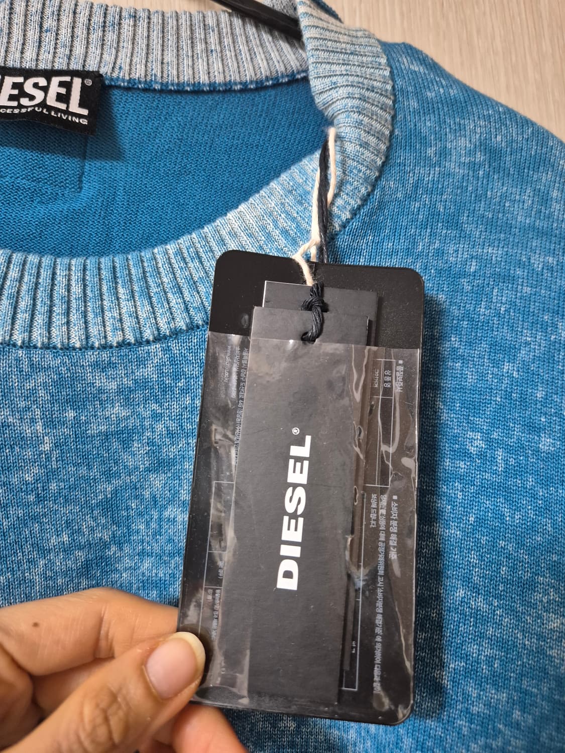 (정품) 디젤 블루 크롭 니트 새상품 22년 S 상품이미지8