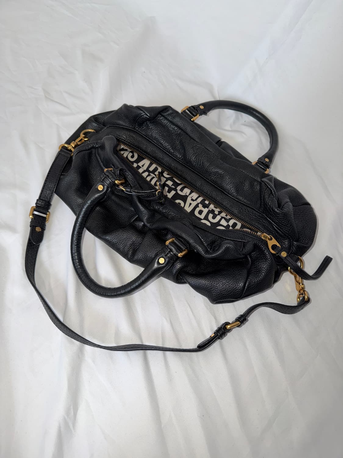 마크 바이 마크제이콥스 레더 셔링백 상품이미지3