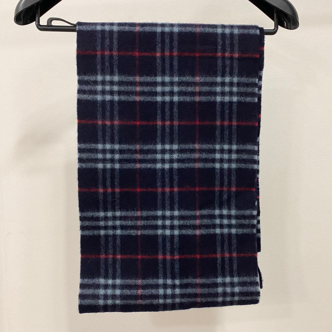 버버리 램스울 머플러 네이비 상품이미지2