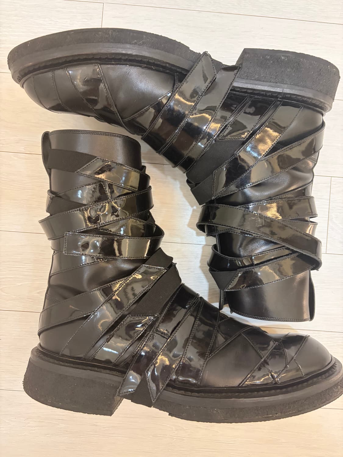 디올 옴므 08aw 페이턴트 부츠 상품이미지1