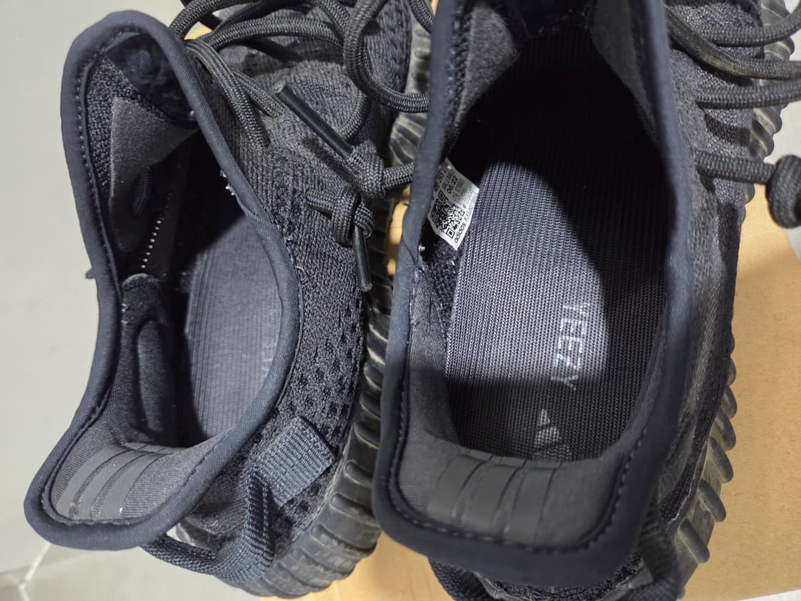 아디다스 이지 350 V2 오닉스 265 상품이미지5