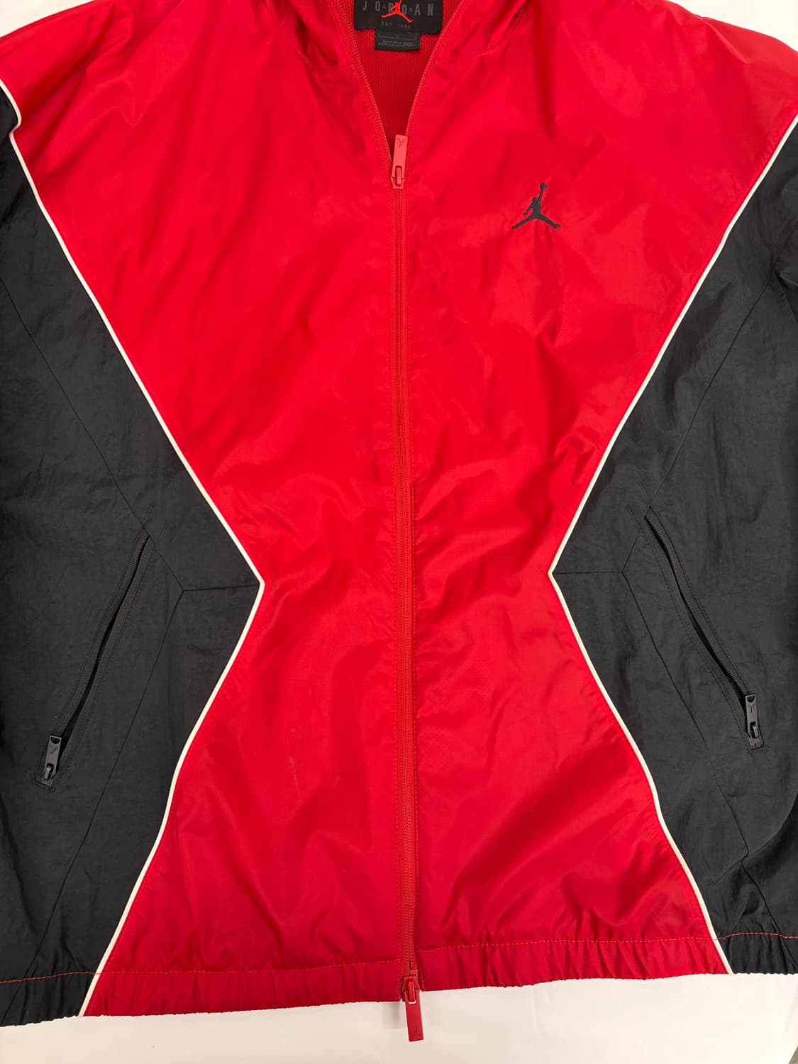 [105] 조던 레드/블랙 후드 바람막이 상품이미지3