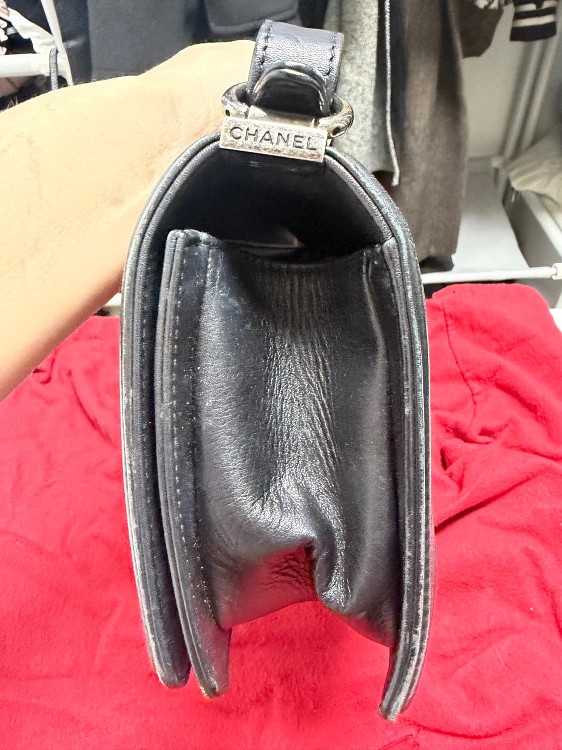 샤넬 보이백 블랙 은장 숄더백 상품이미지2