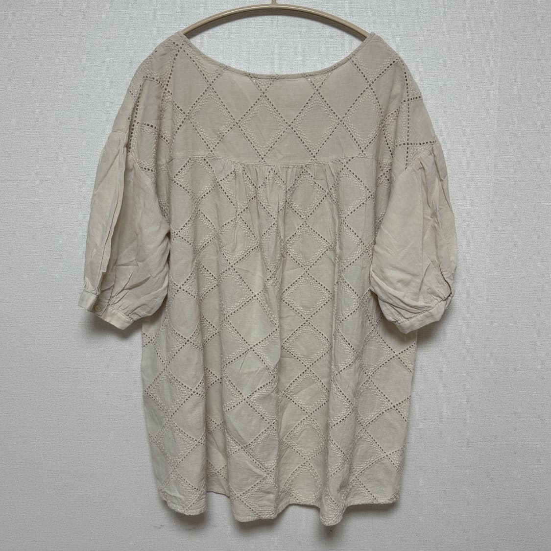 스튜디오 클립 펀칭 블라우스 상품이미지2