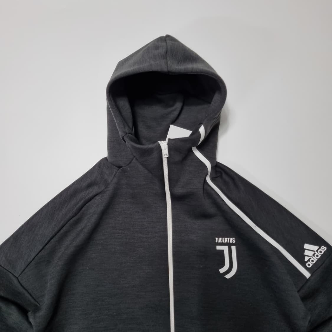 아디다스 유벤투스 후드 자켓 상품이미지4