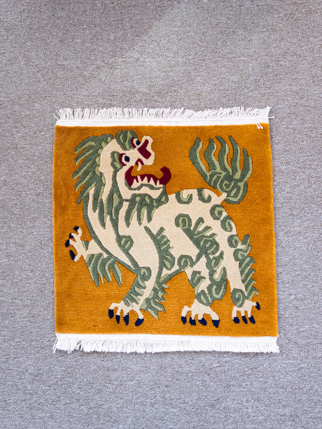 Senge Snow Lion Tibetan Rug 상품이미지2