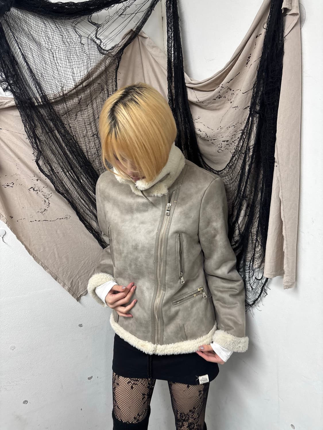 Grey Y2K Washed Neck Buckle Mustang 상품이미지2