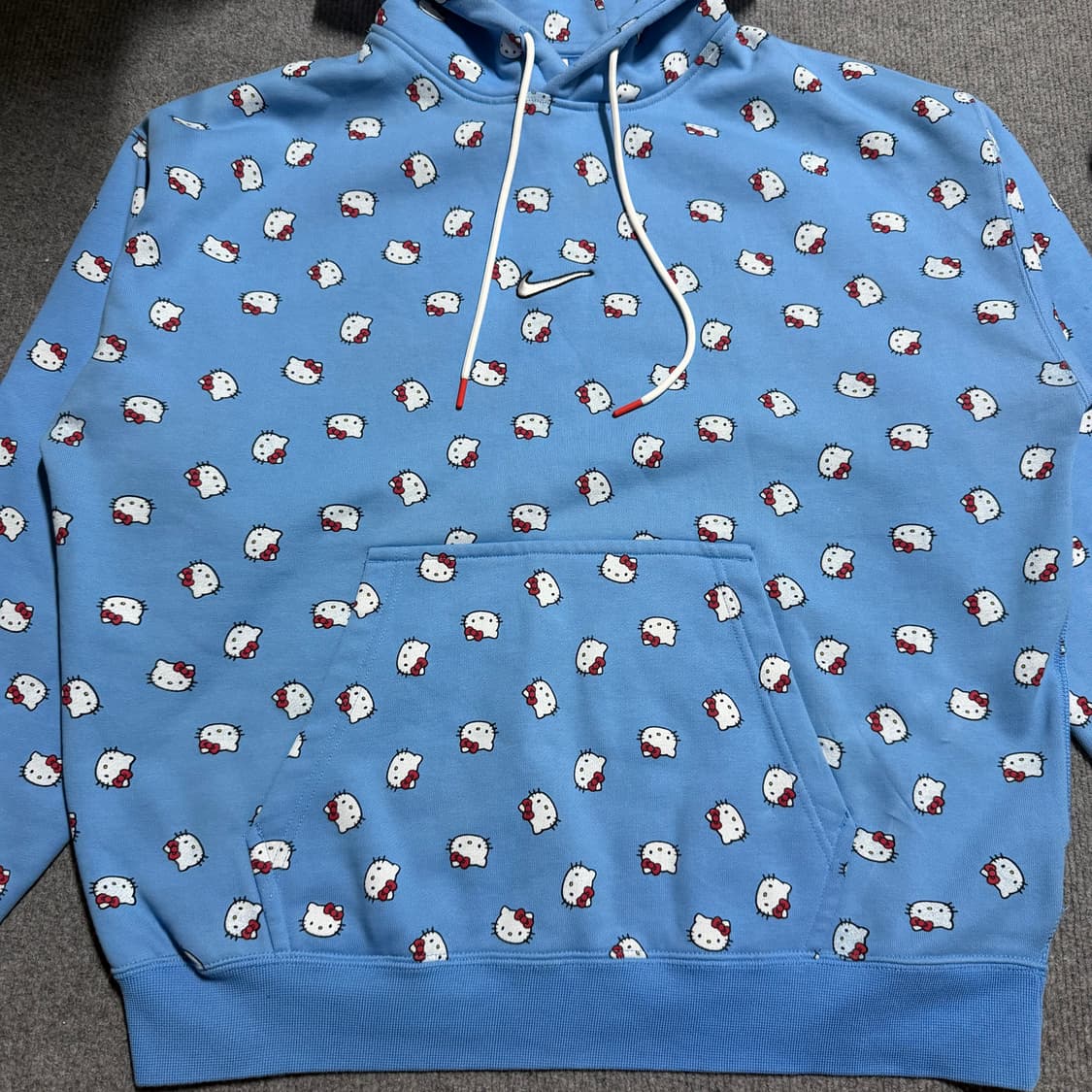 나이키x헬로키티산리오 콜라보 블루 후드티 xl 상품이미지2