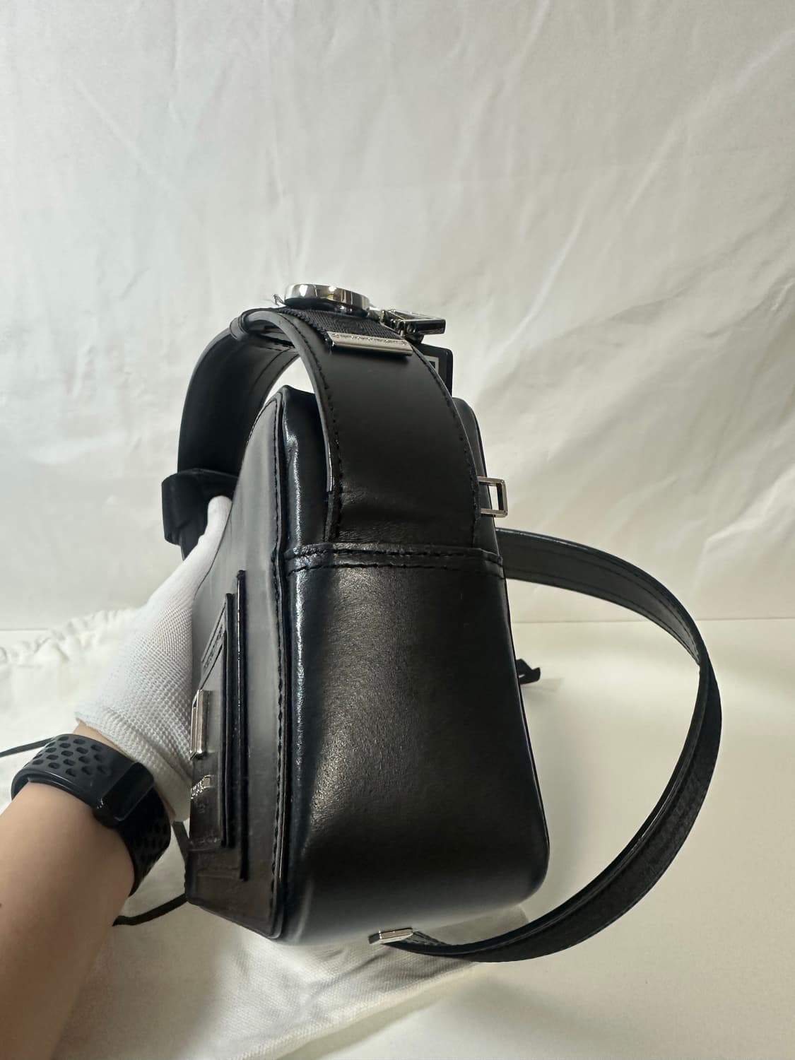 (OS) 우영미 스퀘어/레터링로고 레더 미니백  상품이미지4