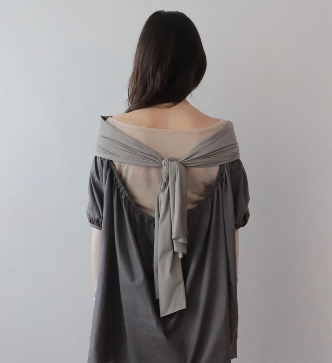 아모르사이 back ribbon top 상품이미지1