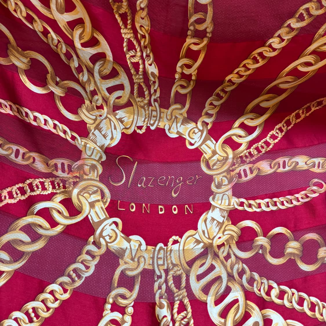 슬래진저(Slazenger)빈티지 스타일의 체인 패턴 실크 스카프 상품이미지5