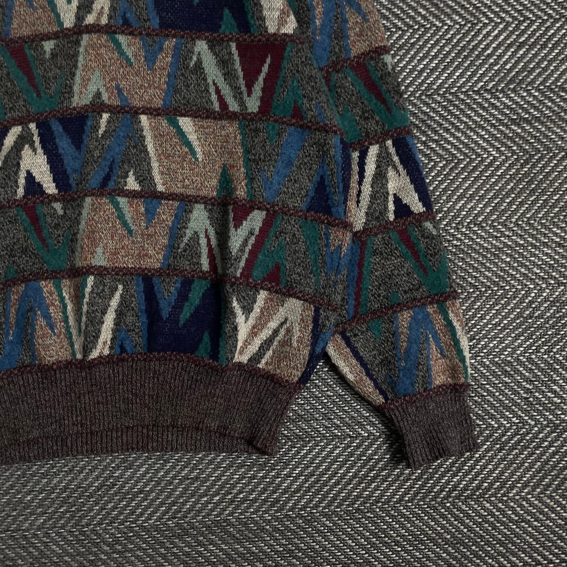 미쏘니 아카이브 패턴 디테일 스웨터y 2909 상품이미지3