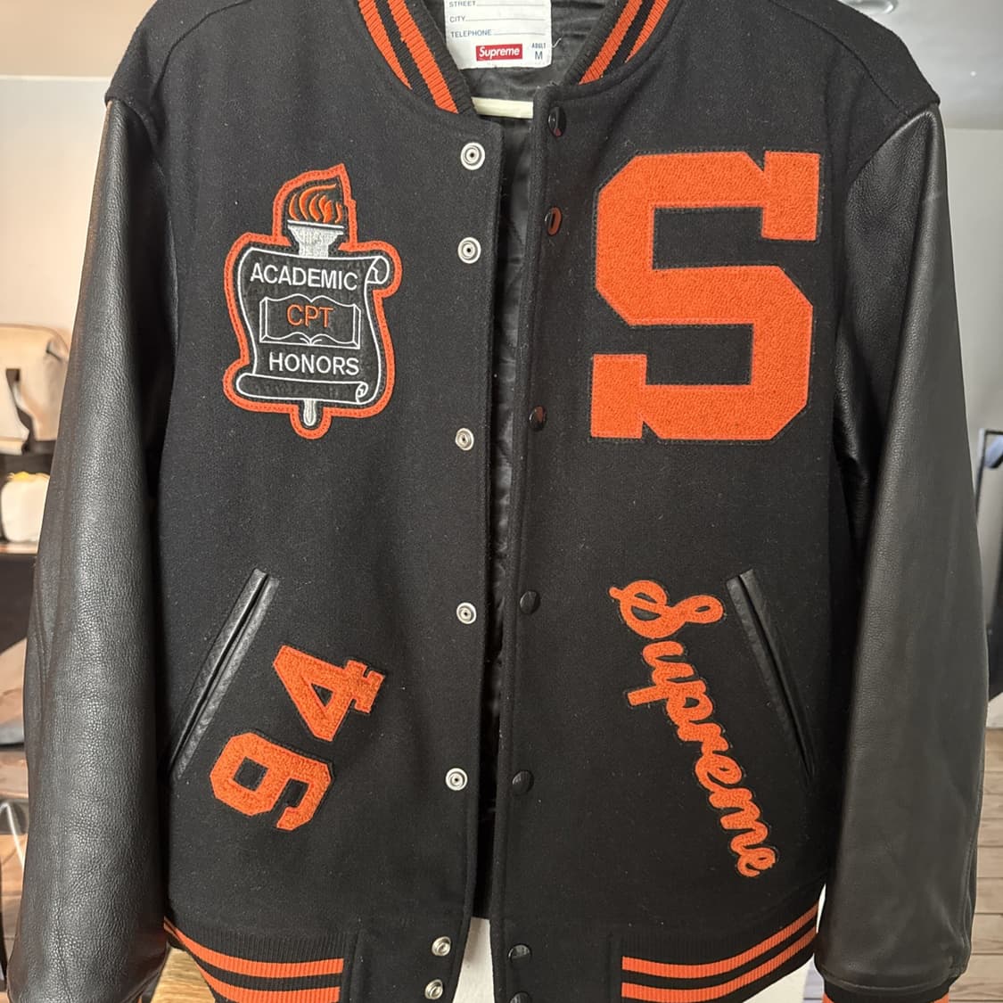 슈프림 팀 S 바시티 자켓 블랙 상품이미지1