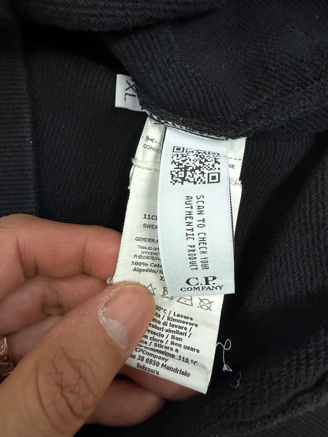 정품) CP컴퍼니 블랙 렌즈 맨투맨 XL 상품이미지8