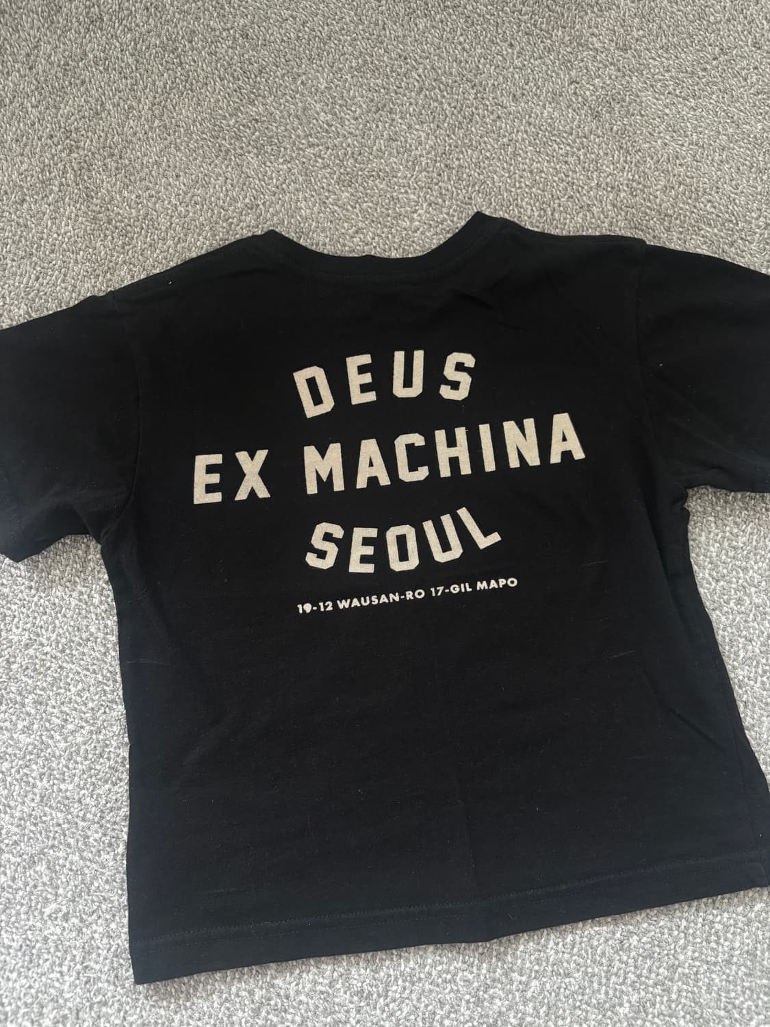 데우스엑스마키나 크롭티 상품이미지3