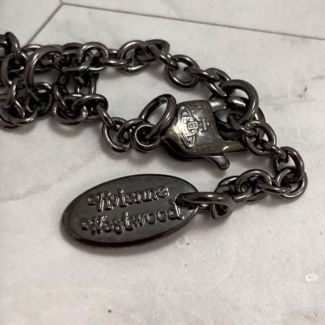 비비안웨스트우드 아카이브 화이트크리스탈 그레이실버 orb 팬던트 목걸이 상품이미지3