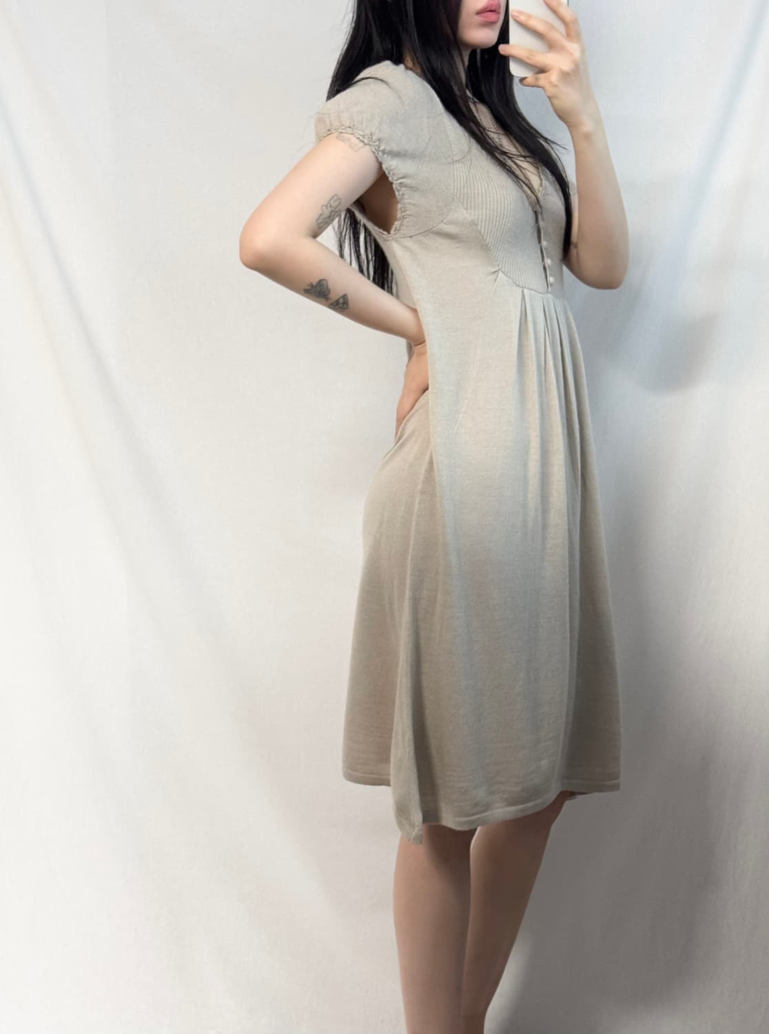 버튼 넥 퍼프 슬리브 니트 원피스 (+레이스 이너) 상품이미지4