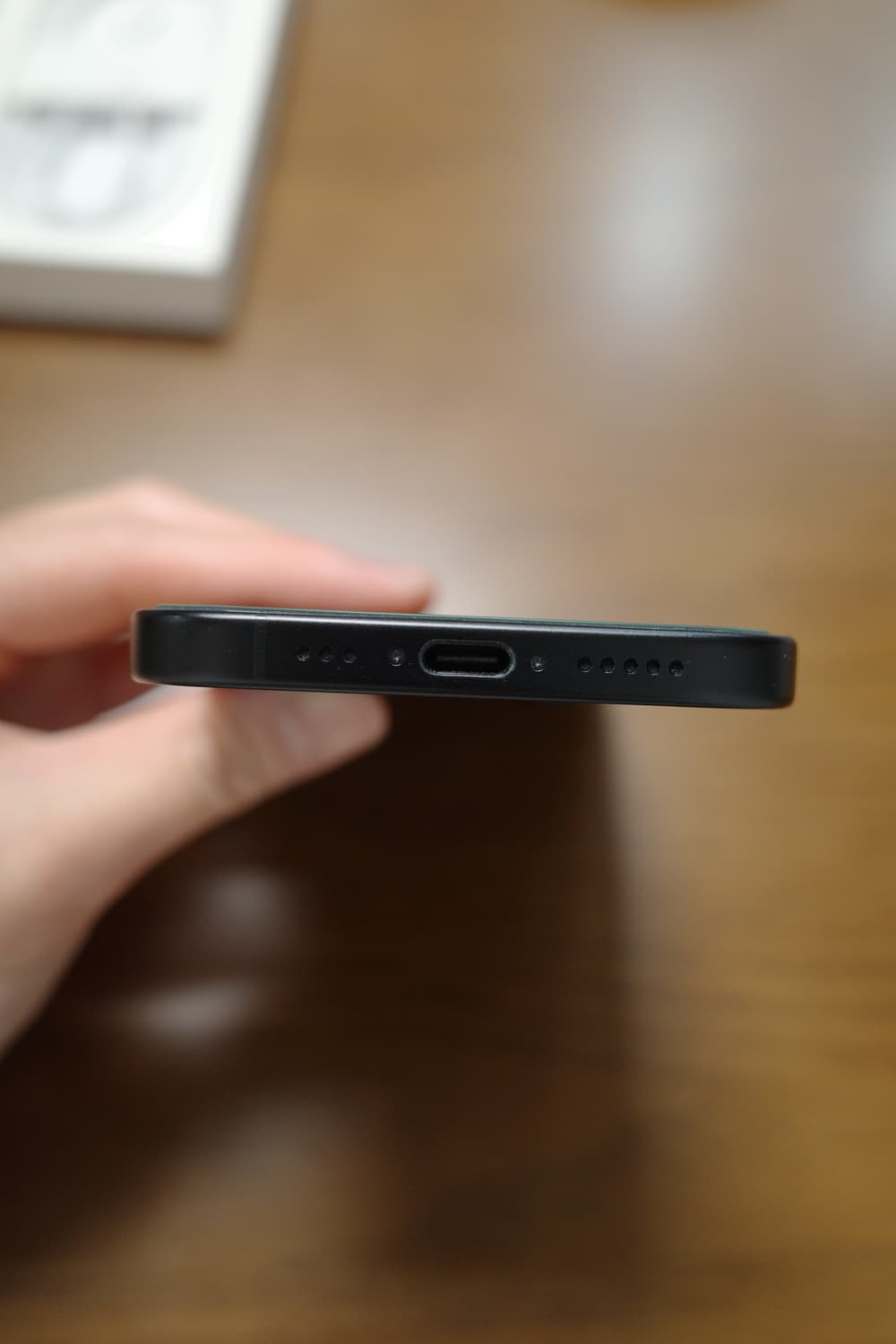 아이폰16 블랙 128GB 상품이미지6