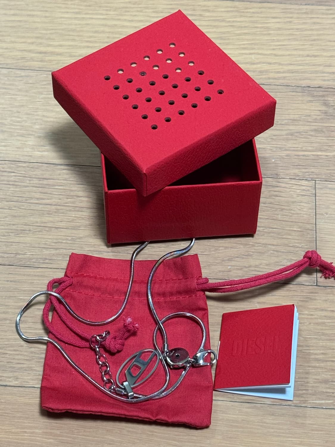 디젤 목걸이 상품이미지1