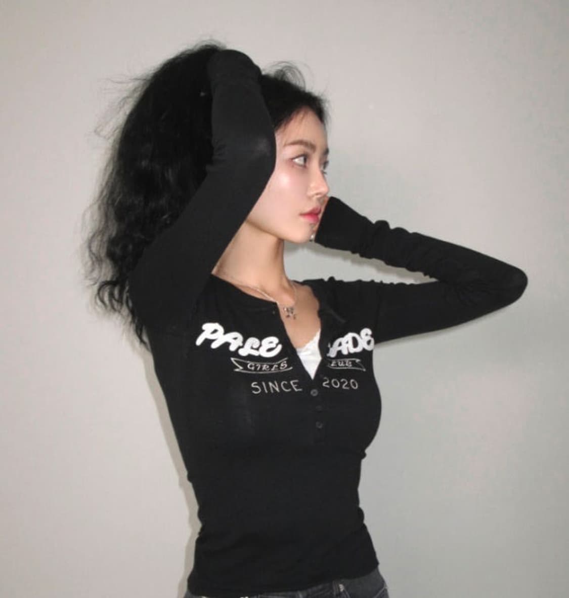 페일제이드 y2k 패치 레터링티 블랙/화이트 상품이미지2