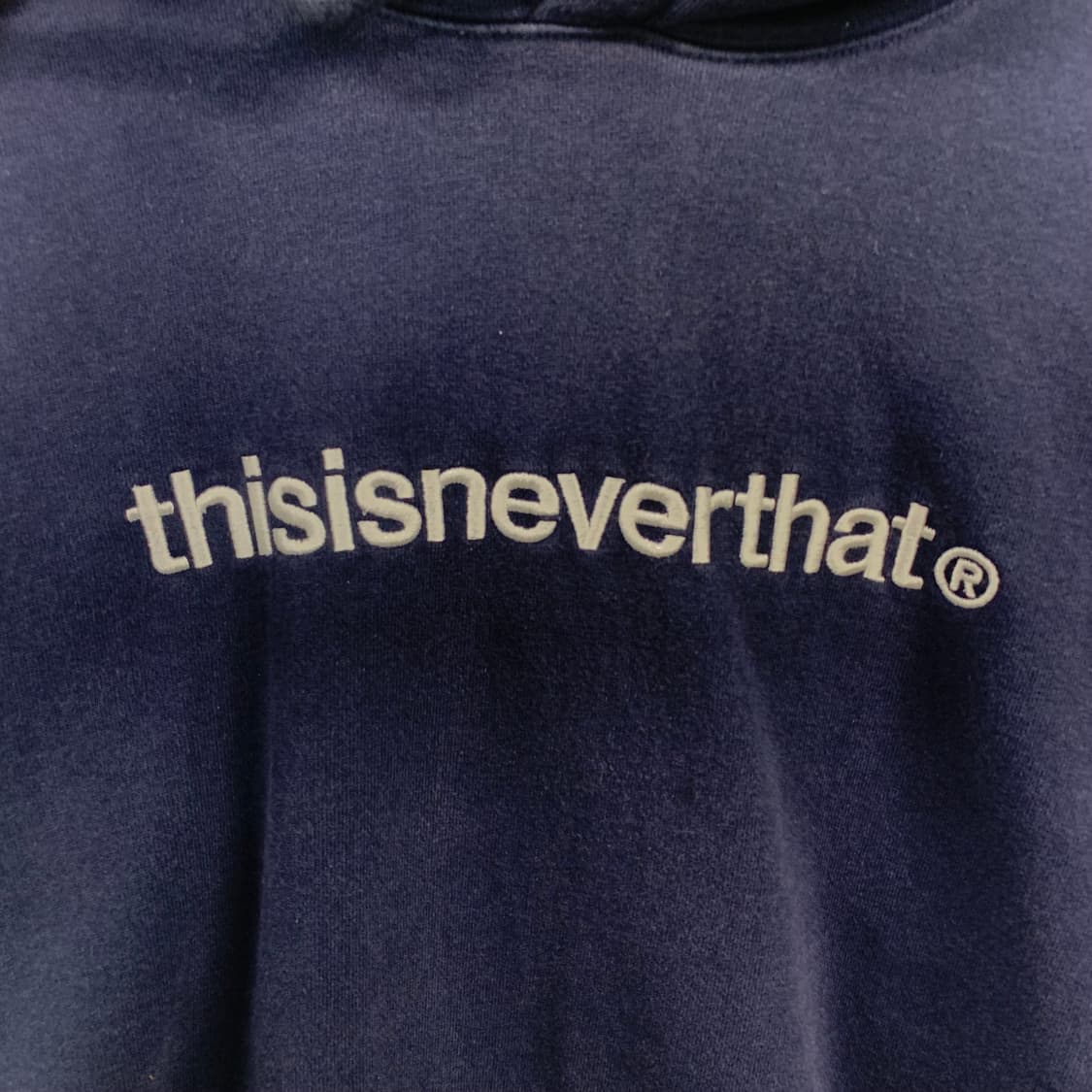 디스이즈네버댓 스펠아웃 네이비 후드티 상품이미지4