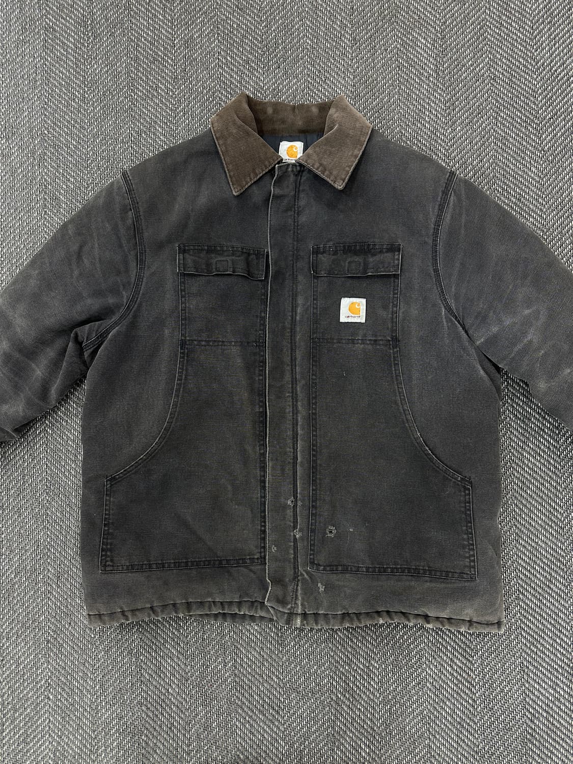 칼하트 C26BLK 흑청 워싱 포켓 초어자켓 상품이미지2