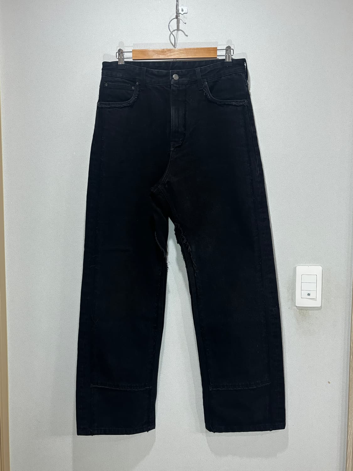 택포/A급) COOR 컷오프 패널드 데님 팬츠 블랙 상품이미지1