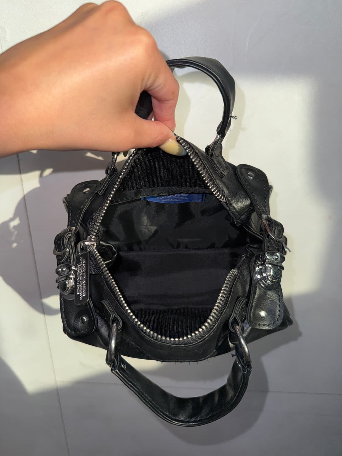 Adidas black gold buckle mini boston bag 상품이미지6