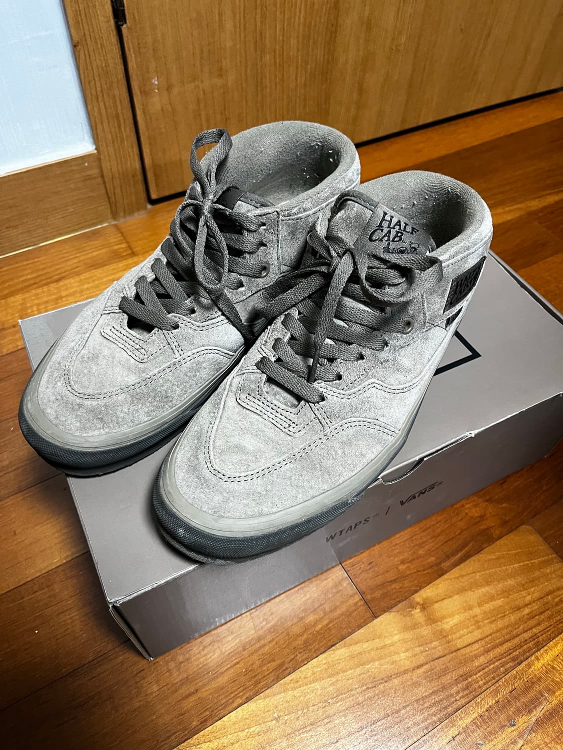 반스 볼트 더블탭스 하프캡 275 상품이미지2