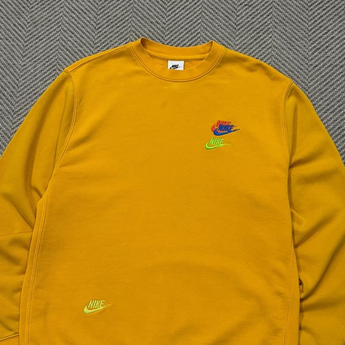 나이키 멀티스우시 맨투맨 v2054 상품이미지3