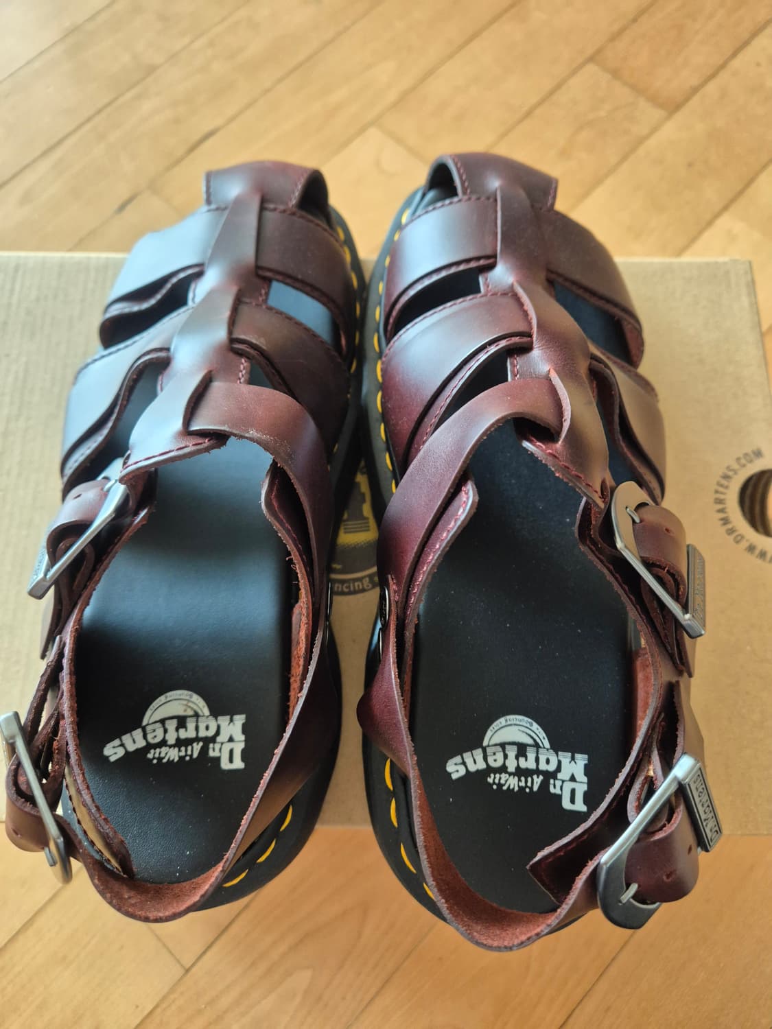 닥터마틴 카시안 다크브라운 샌들 상품이미지6