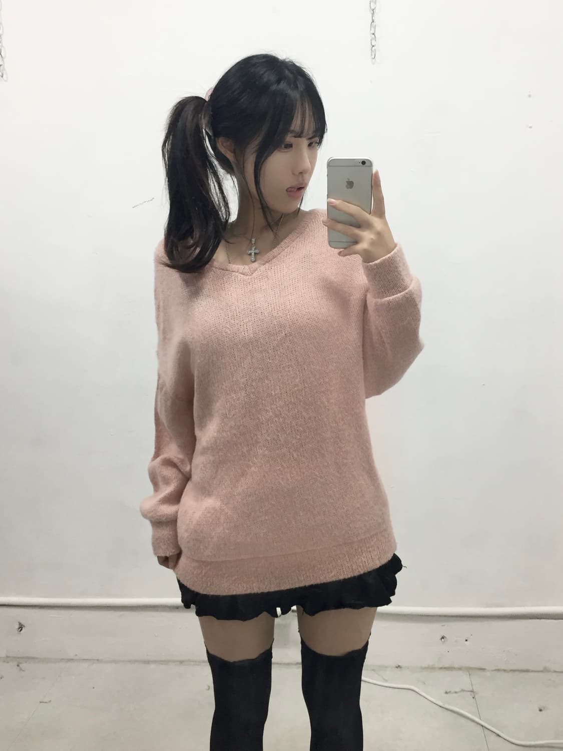 [OLIVE DES OLIVE] 로걀 리본 핑크 가오리핏 니트 상품이미지2