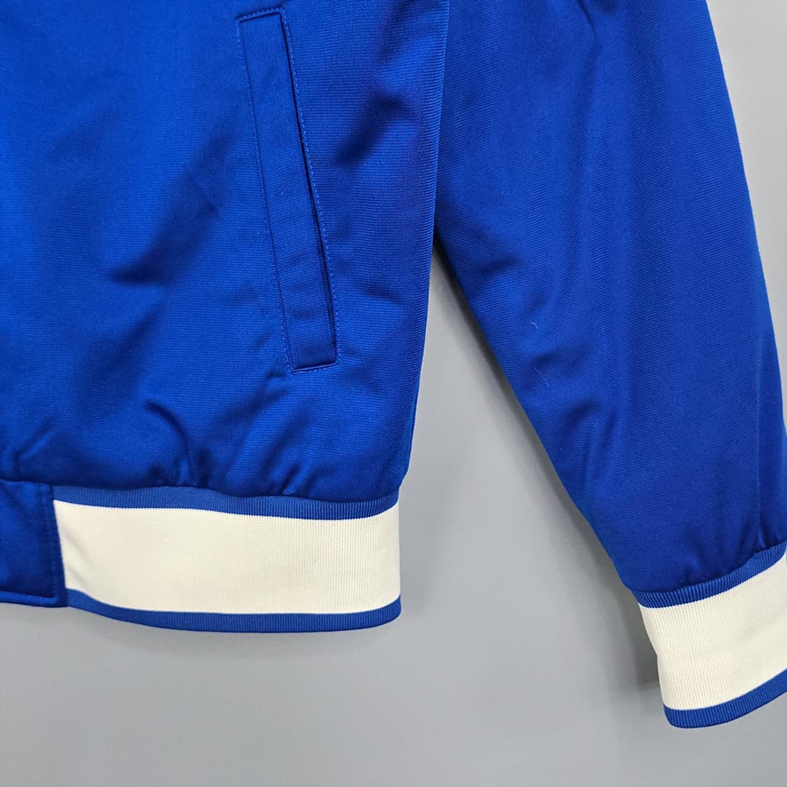 아디다스(Adidas) 패치 EA 봄버 재킷 95 상품이미지4