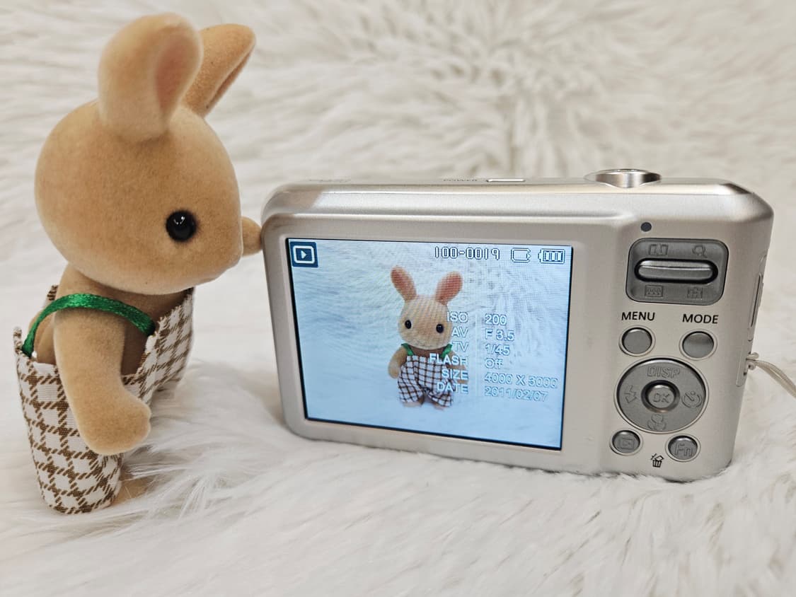 [민트] 삼성 VLUU ES70 디카, 디지털카메라 판매 상품이미지7