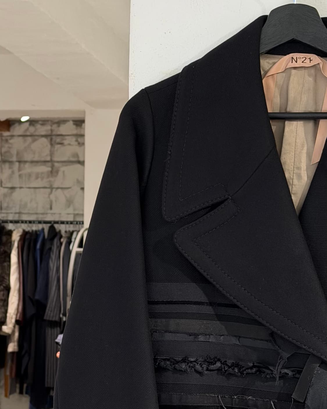 n21 블랙 리본 디테일 오버사이즈 코트 상품이미지2