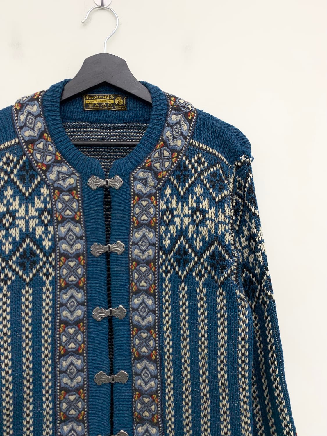 노드 스트릭 노르딕 패턴 버클 스웨터 상품이미지3