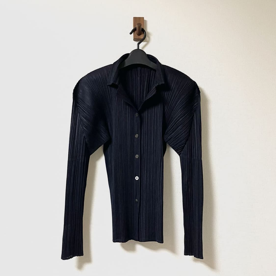 이세이 미야케 플리츠 플리즈 블라우스 상품이미지1