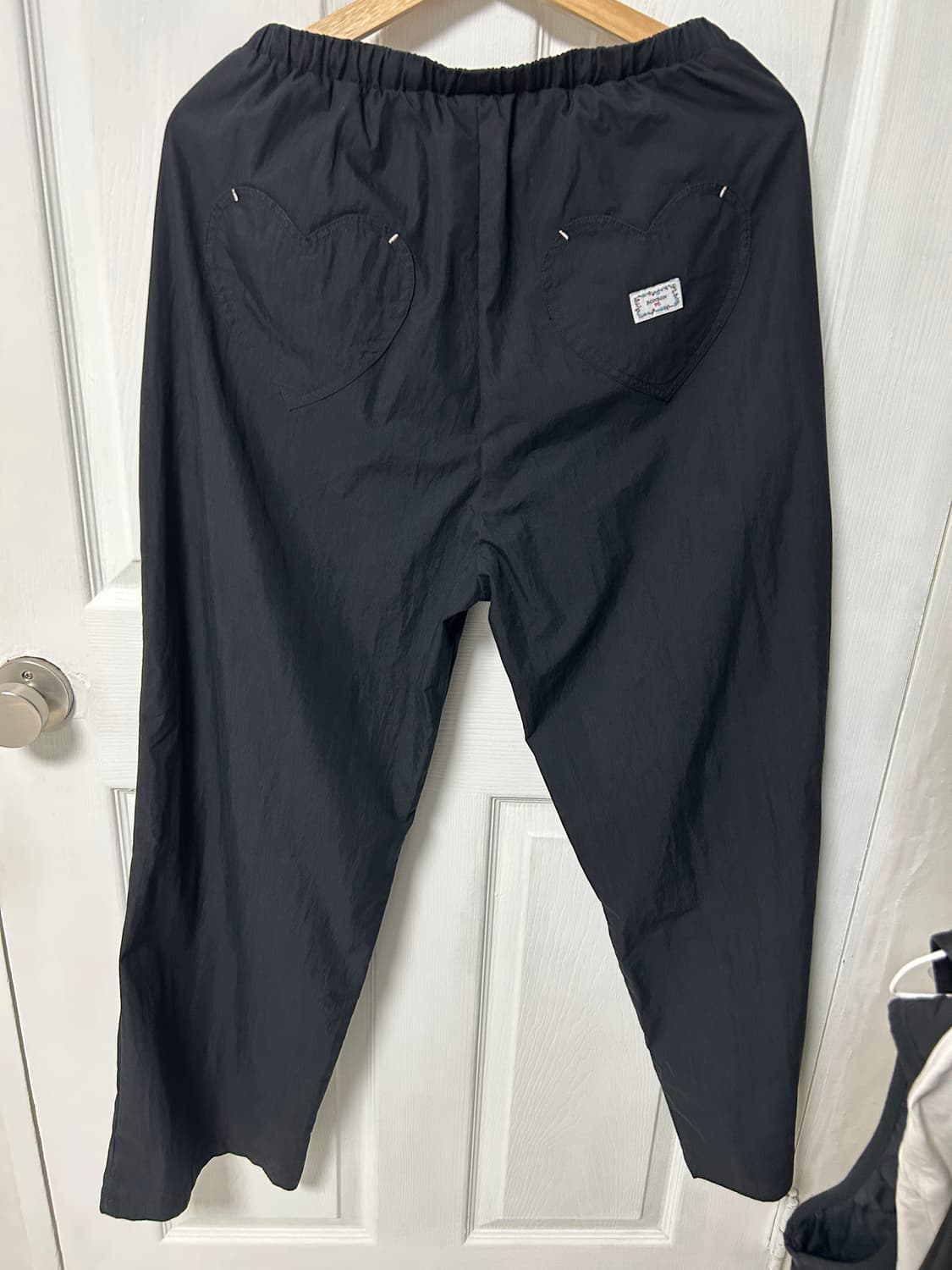 론론 하트 스티치 포켓 밴딩 팬츠 블랙 상품이미지10