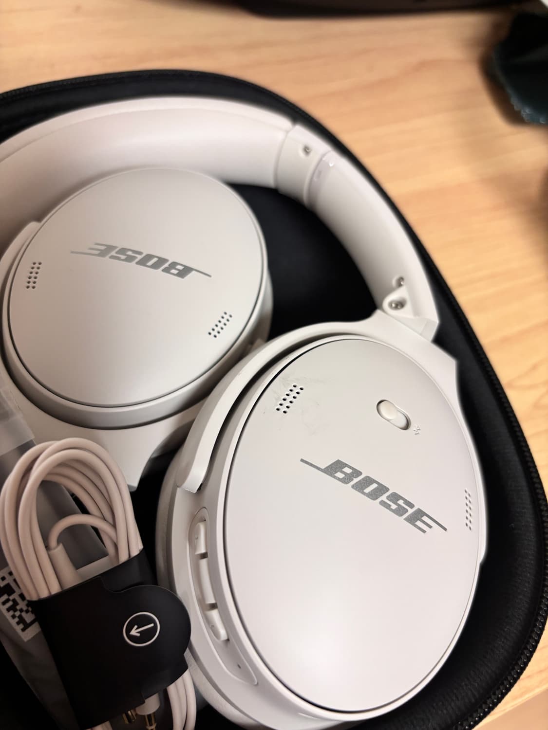 보스 QC45 헤드폰 화이트 스모크 상품이미지2