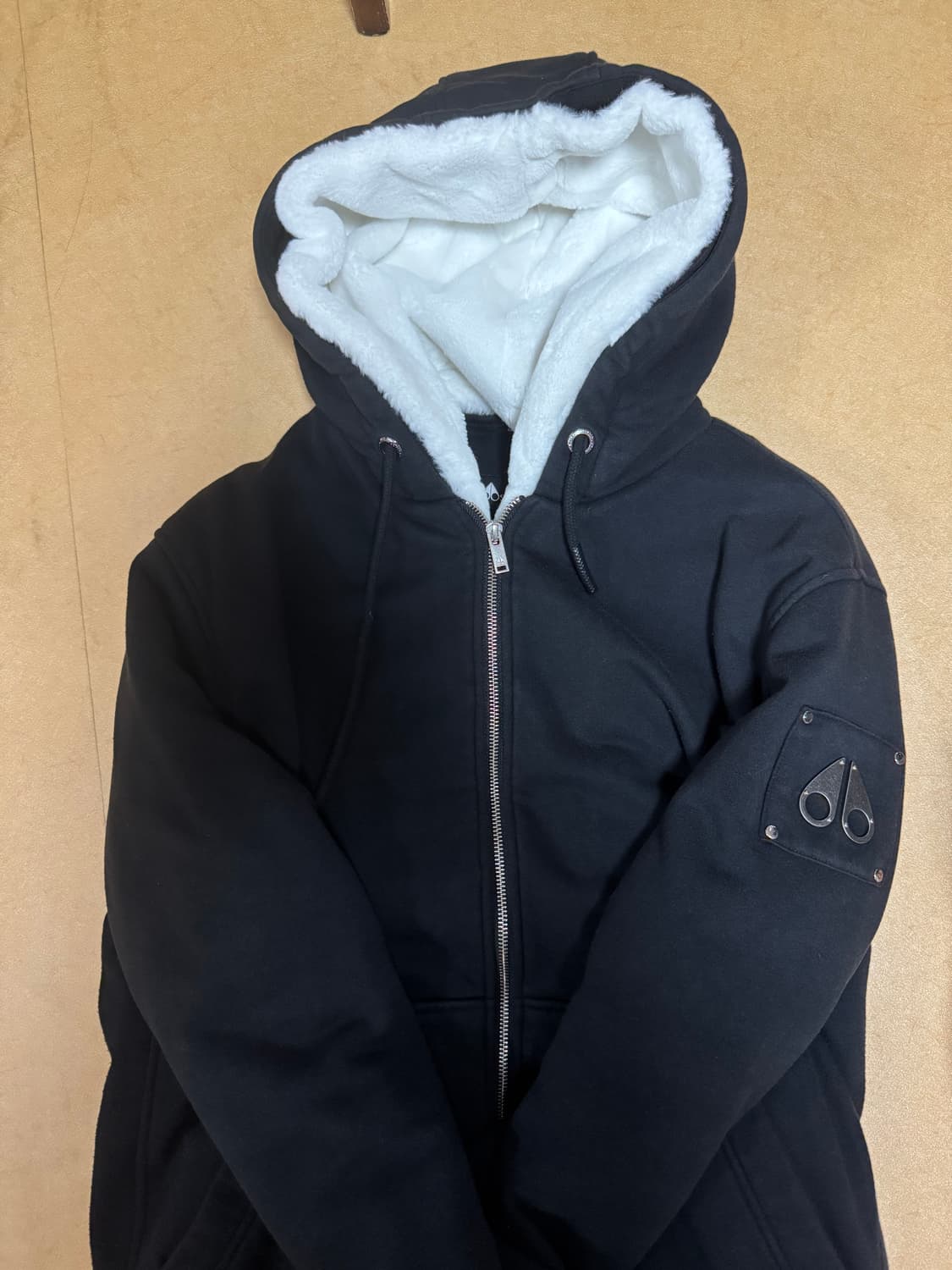 무스너클 버니스웨터 상품이미지1