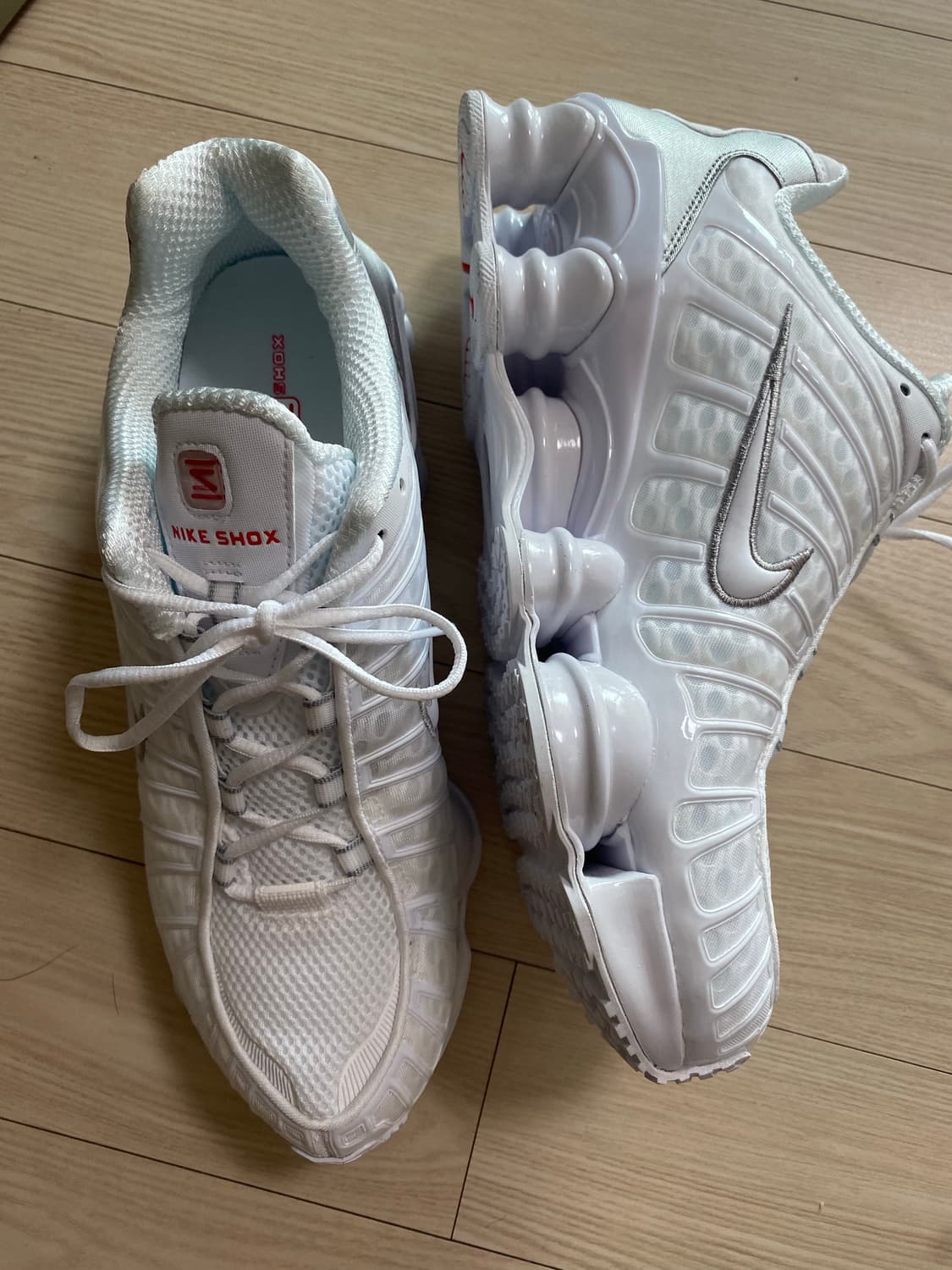 나이키 샥스 메탈릭실버 280 상품이미지3