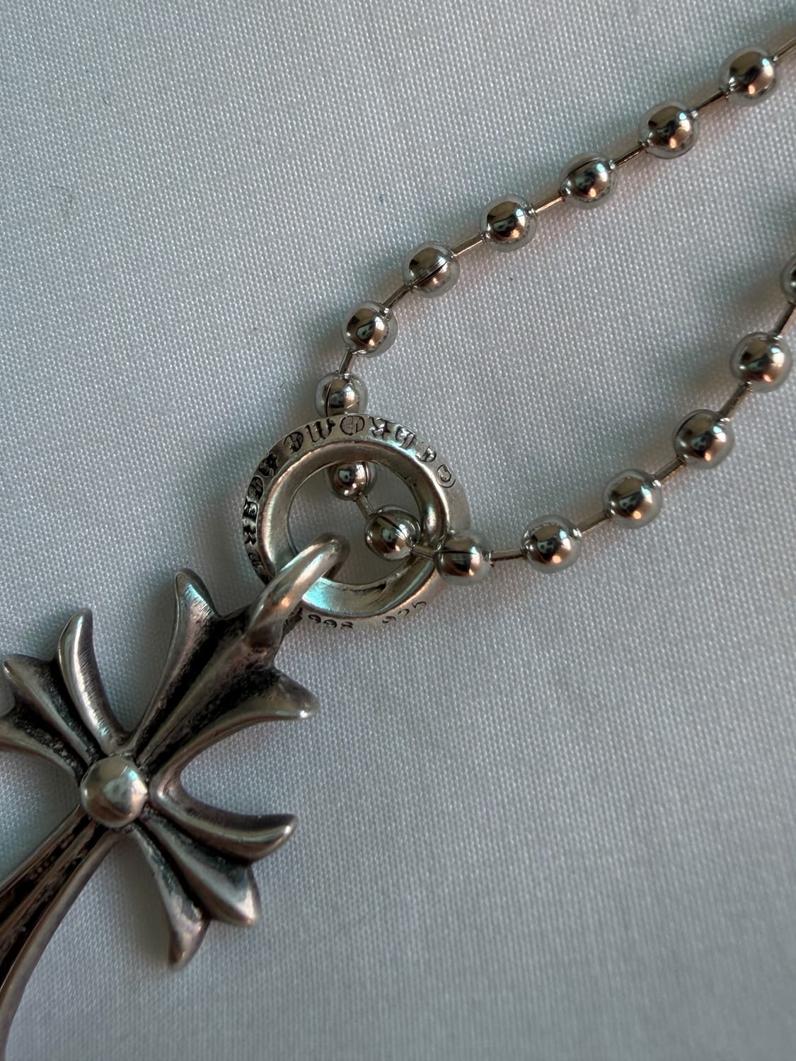 크롬하츠 타이니크로스 펜던트 목걸이 상품이미지4