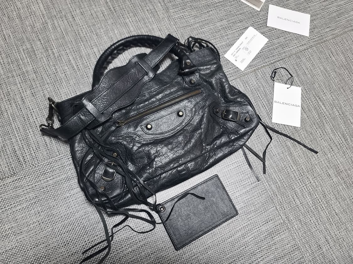 발렌시아가 퍼스트백 모터백 르시티 퍼스트백 숄더백 블랙 상품이미지8