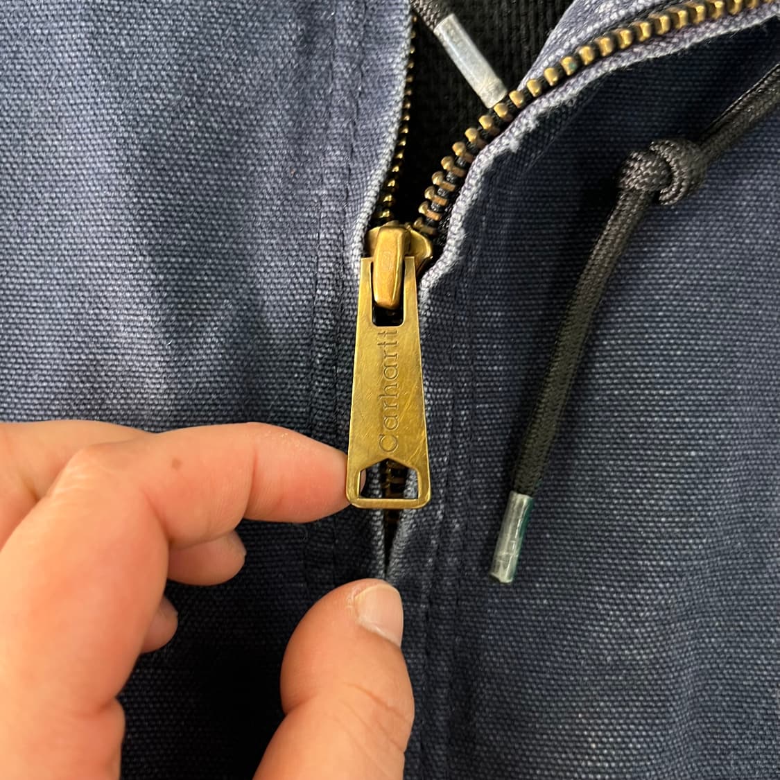 110 칼하트 00s J131 다크네이비 액티브 자켓 상품이미지4