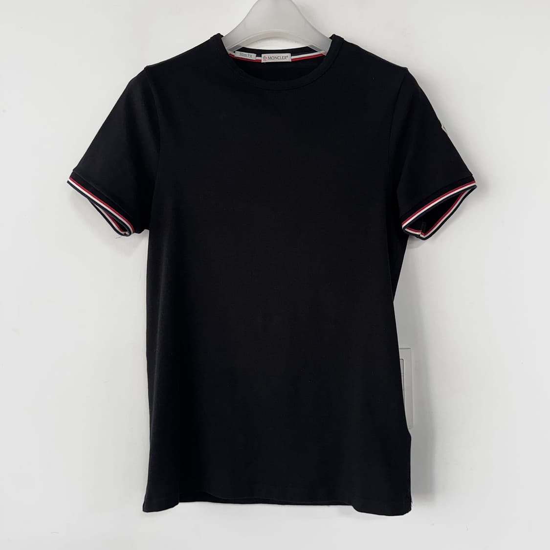 몽클레어 암 로고 반팔 티셔츠 상품이미지1