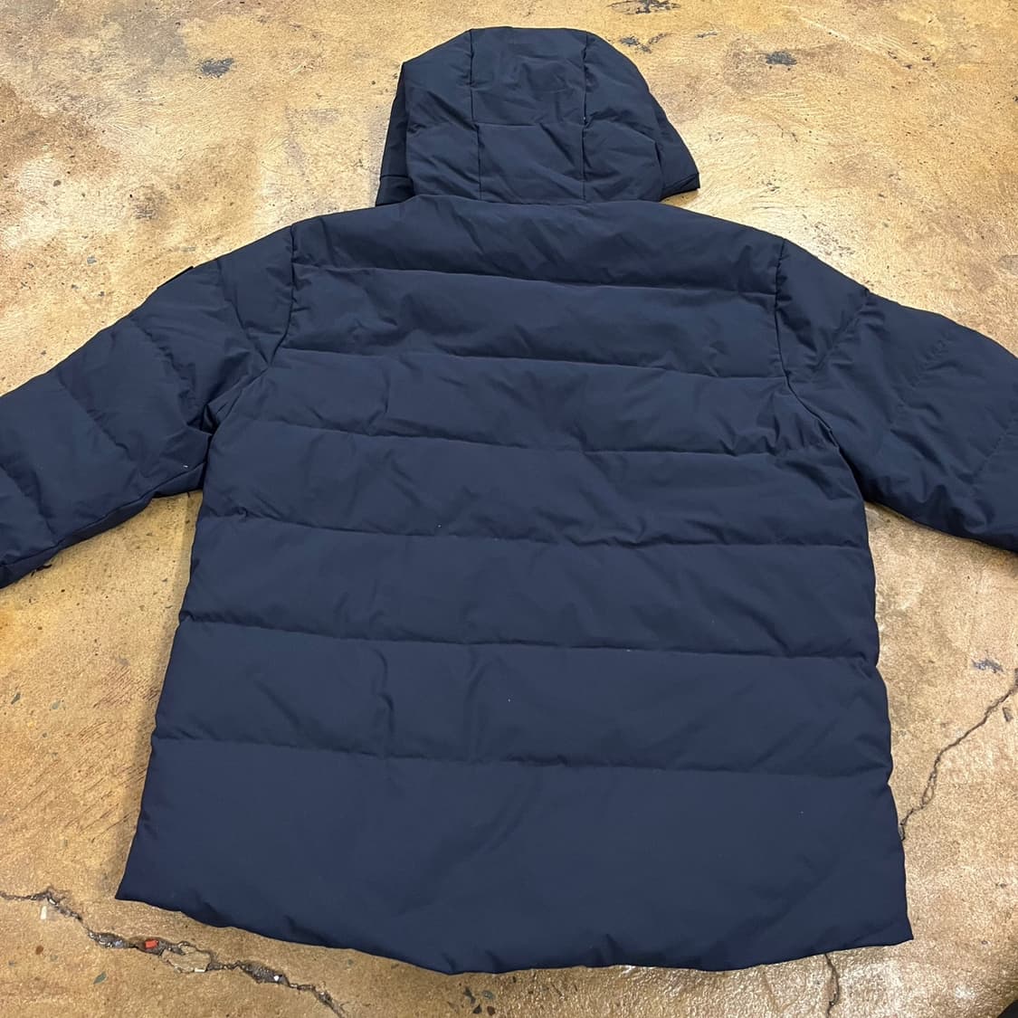 [정품/2XL] 토트넘 홋스퍼 숏-위너 에디션 남성 패딩 b17 상품이미지4