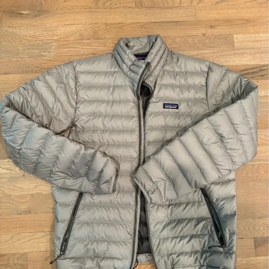 L 파타고니아 다운 스웨터 자켓 그레이 상품이미지1