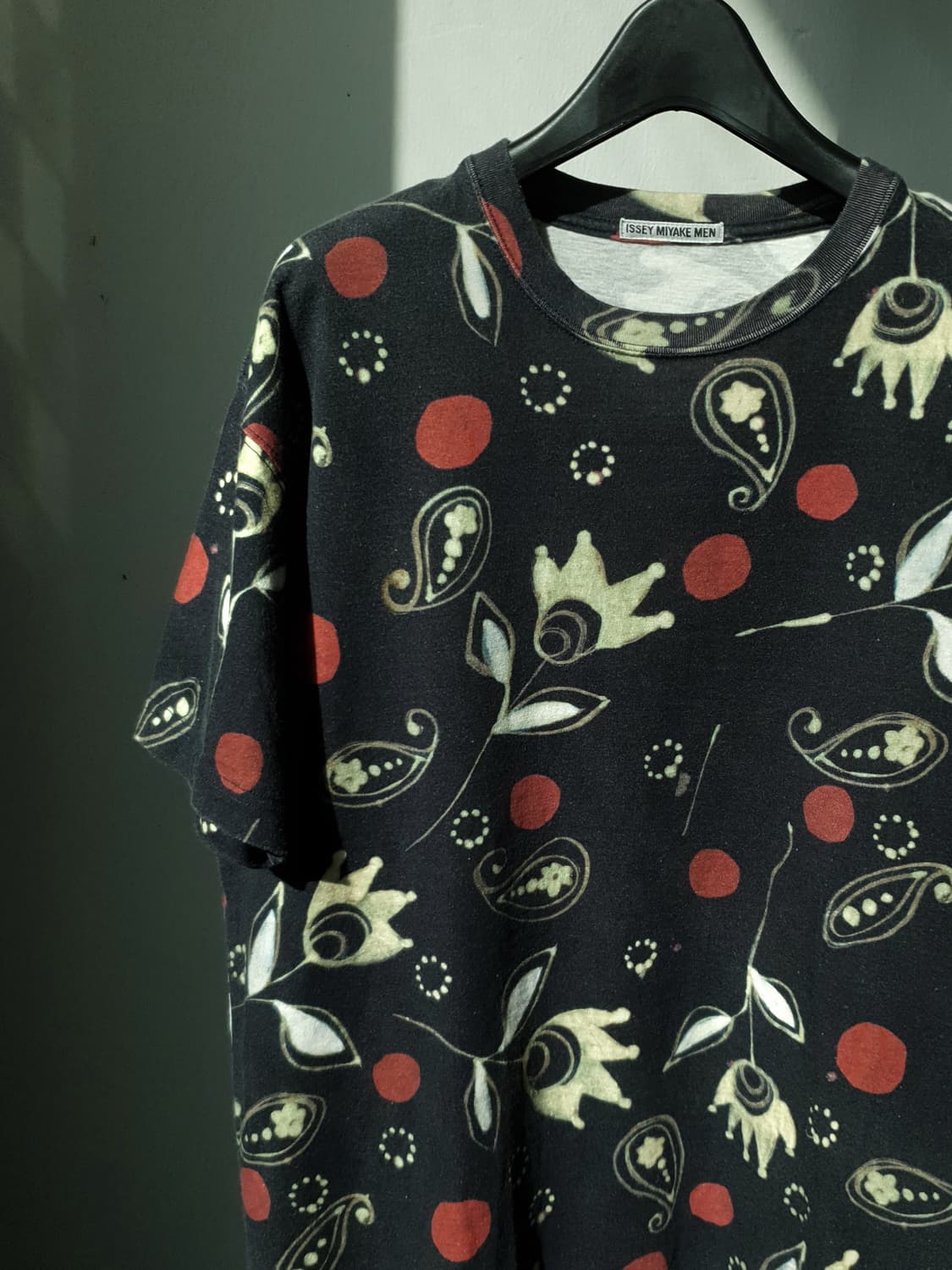01A/W Issey Miyake Men Ethnic print tee 상품이미지5