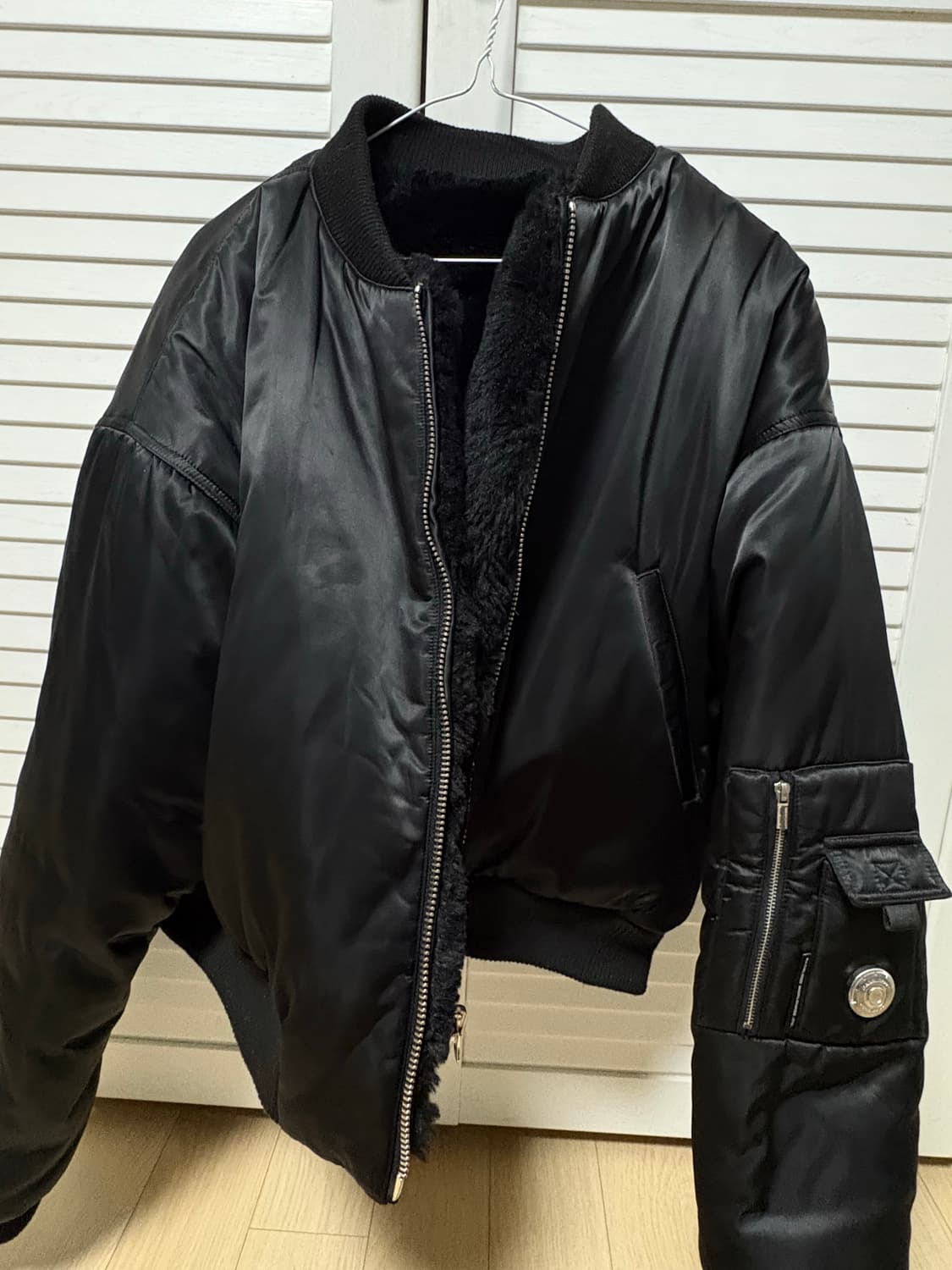 배드블러드 리버서블 페이크퍼 봄버 점퍼 ma-1 상품이미지2