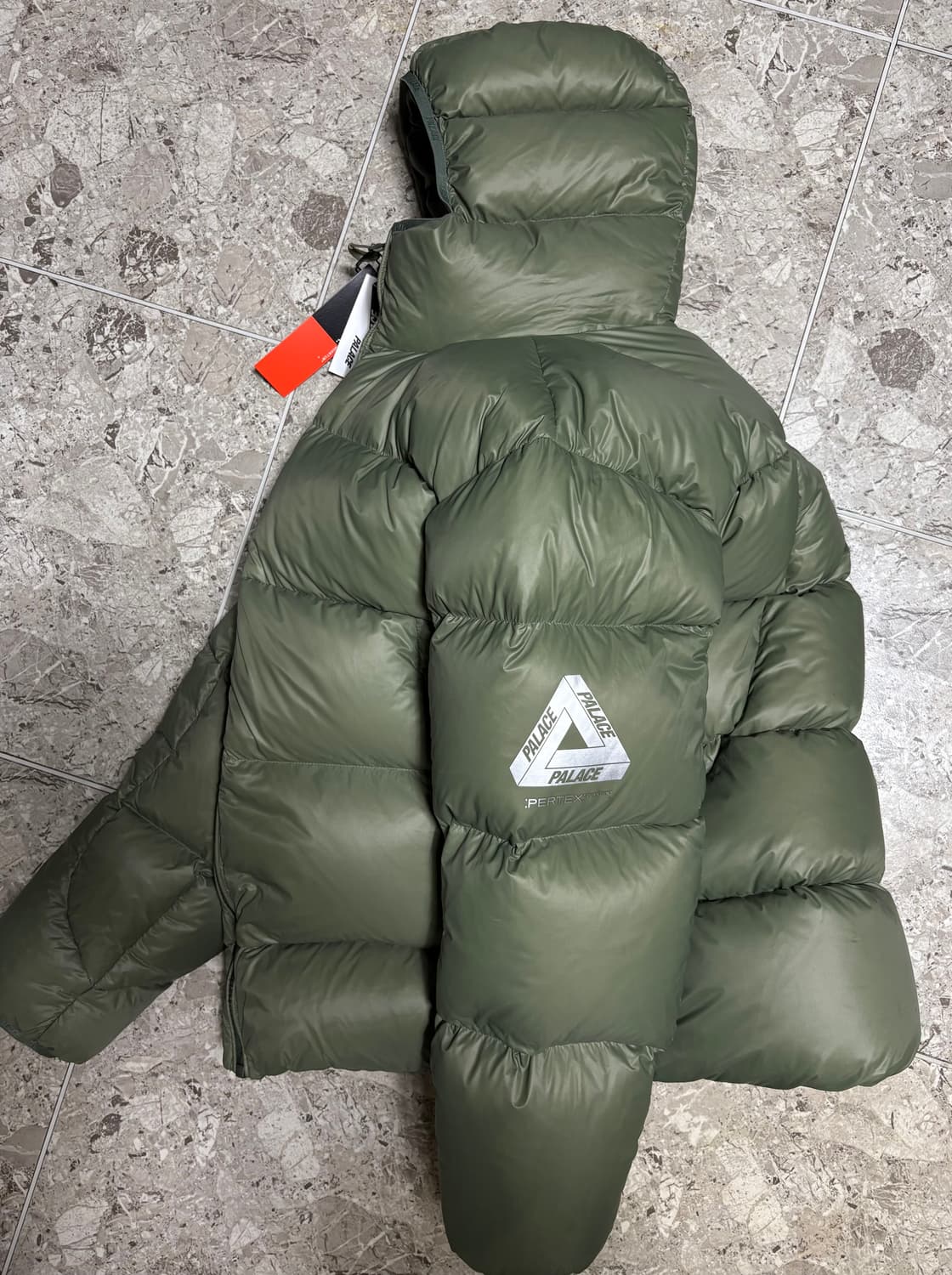 팔라스 퍼텍스 오파크 바라클라바 푸파 그린 패딩 L 상품이미지1
